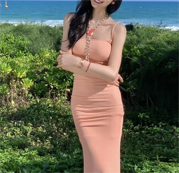 Women off Neck Strap Backless Sexy Slim Waist Mid Length Dress