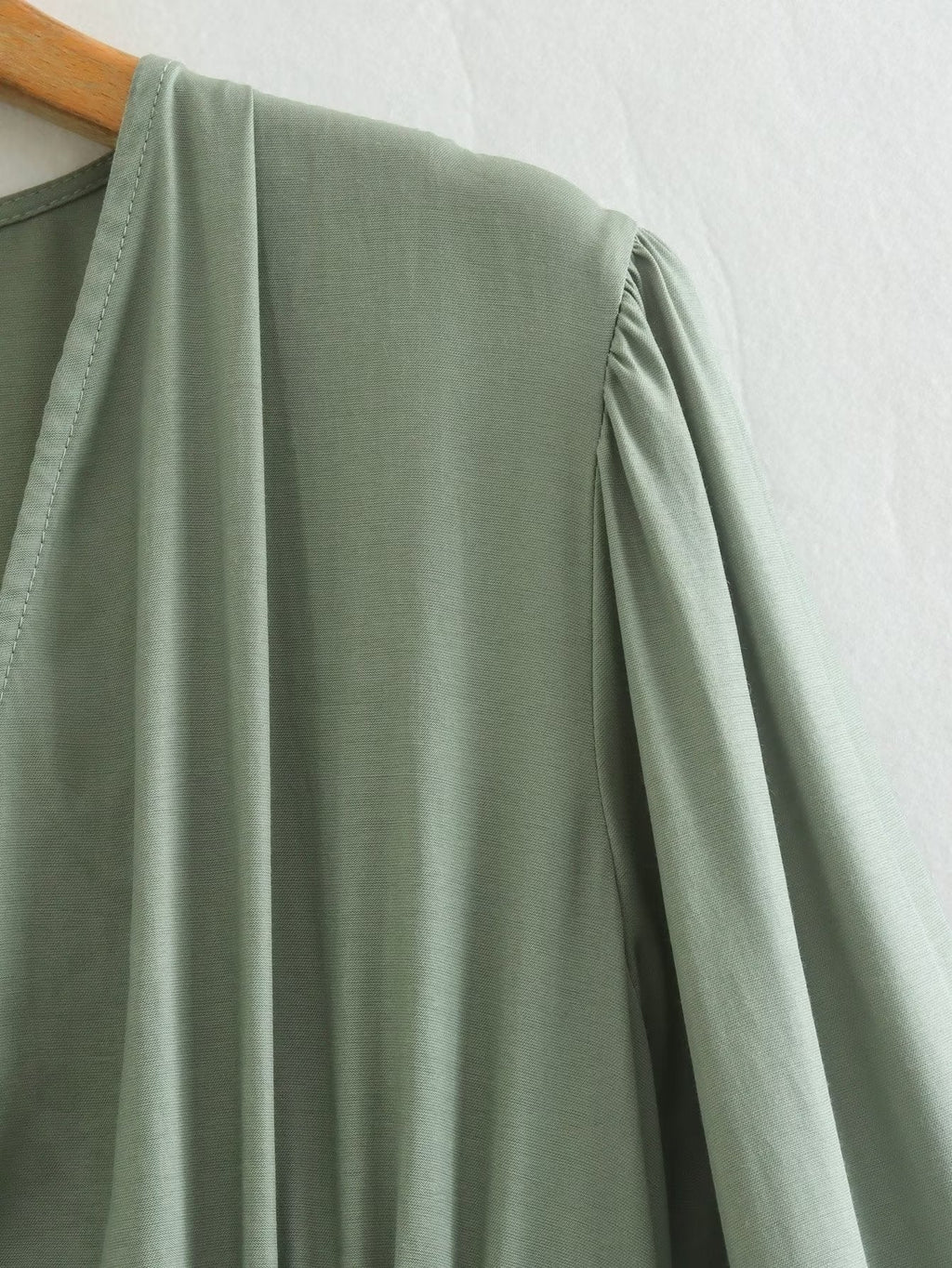 Intellectual Elegant V Neck Dress Autumn Solid Color High Waist A Line Dress Fashionable Pleated Dress Women
