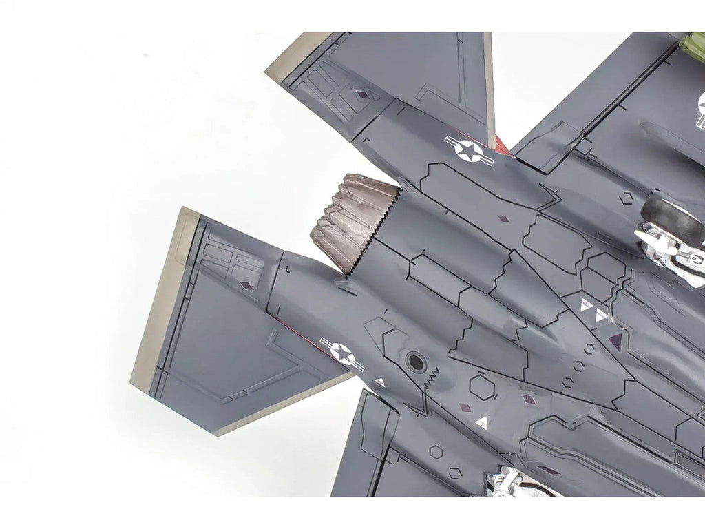 Level 4 Model Kit Lockheed Martin F-35A Lightning II Aircraft 1/72 Scale Model by Revell