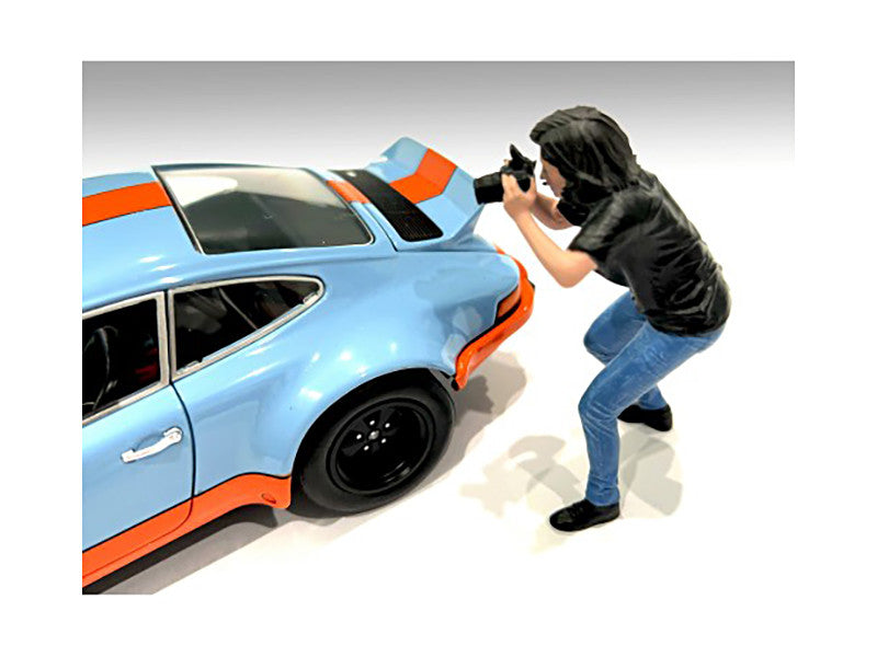 "Photographers" Figure #4 for 1/24 Scale Models by American Diorama