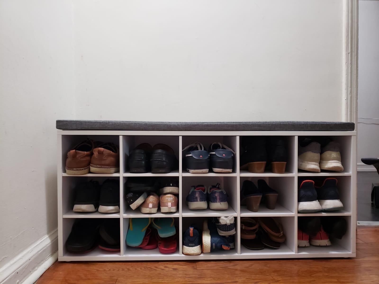 Shoe Bench with Cushion, 15-Cube Storage Bench, Holds up to 440 lb