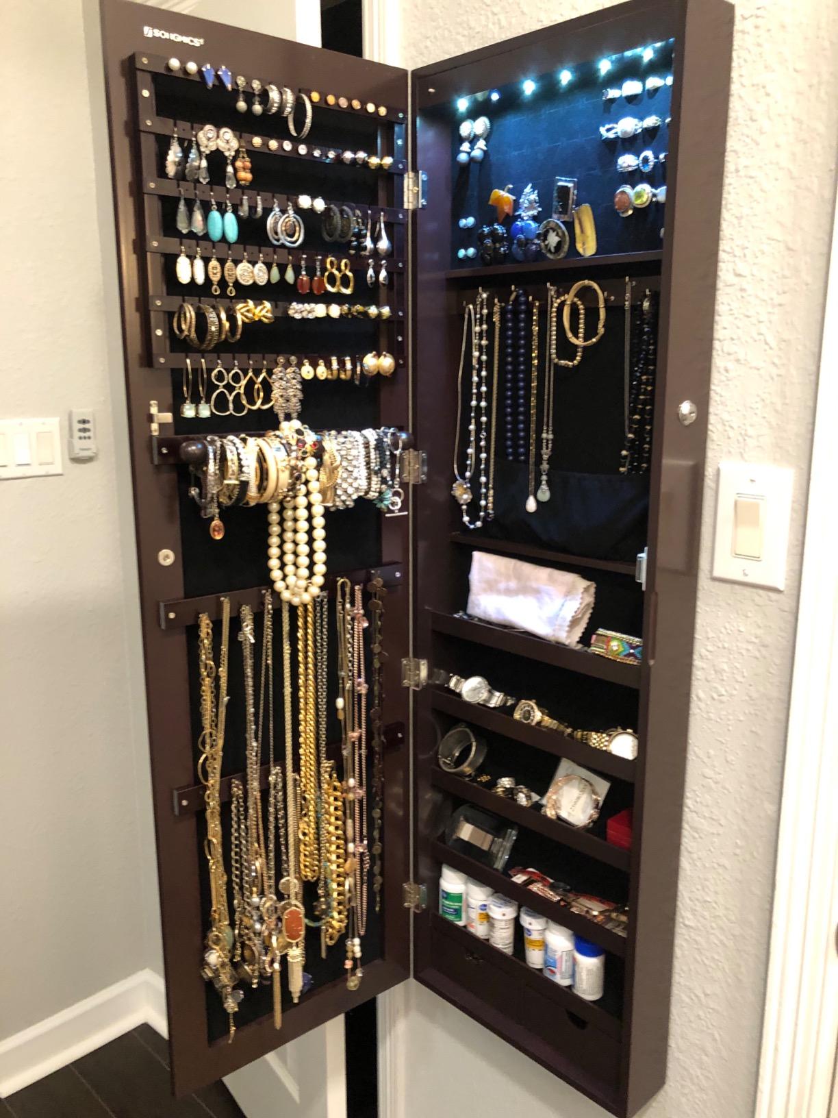 47" H Full Screen Mirrored Jewelry Cabinet Armoire, 6 LEDs Jewelry Organizer Wall Hanging/Door Mounted, Larger Capacity