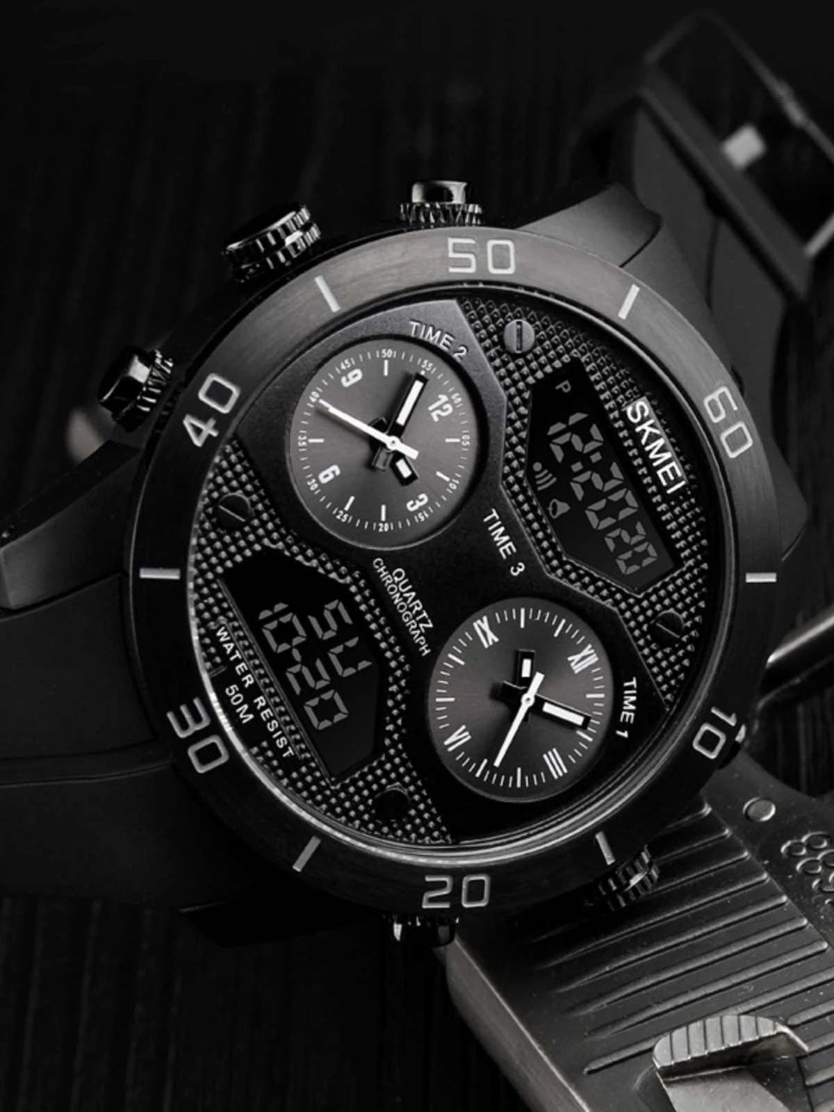 Men's Electronic Watch Outdoor Waterproof Sport Watch