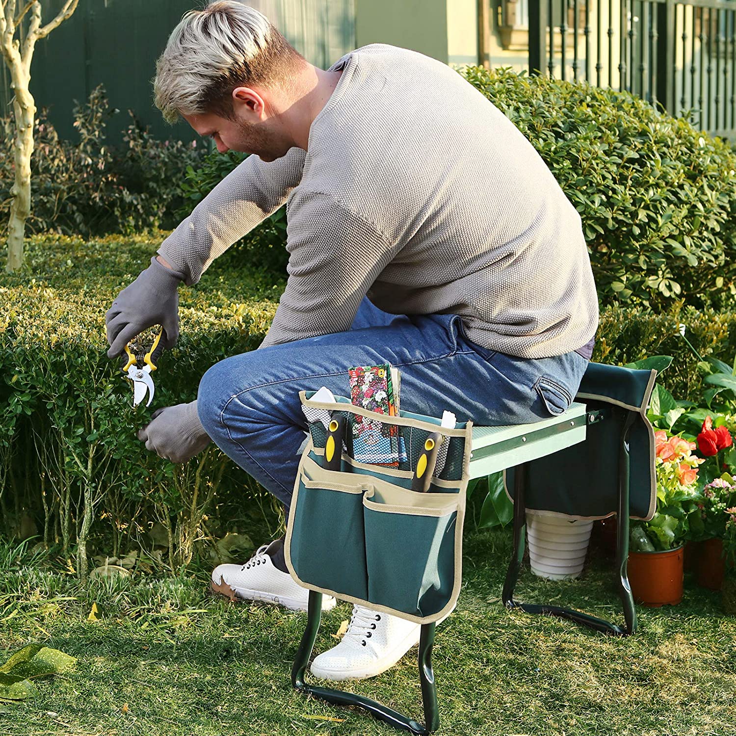 Folding Garden Kneeler , Folding Bench Stool with Kneeling Pad for Gardening