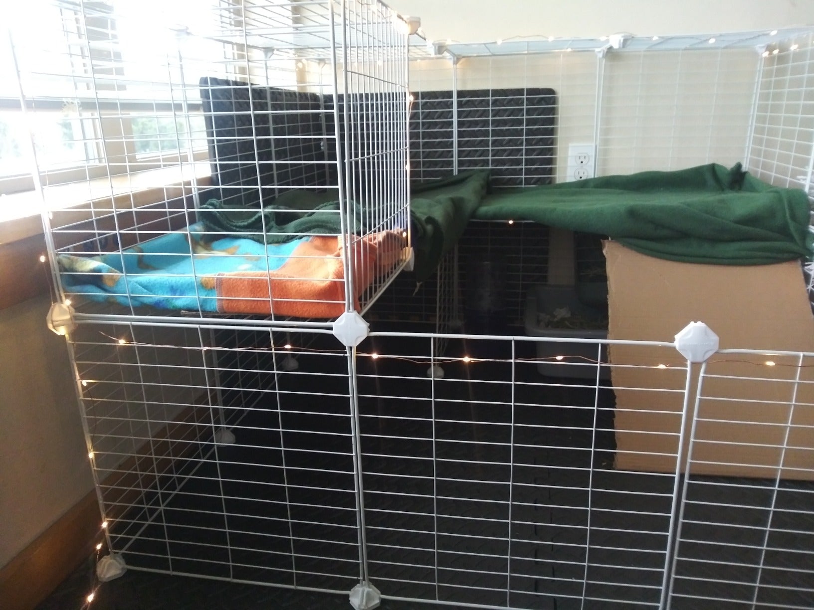 Pet Playpen Includes Cable Ties, Metal Wire Apartment-Style Two-Storey Bunny Fence and Kennel