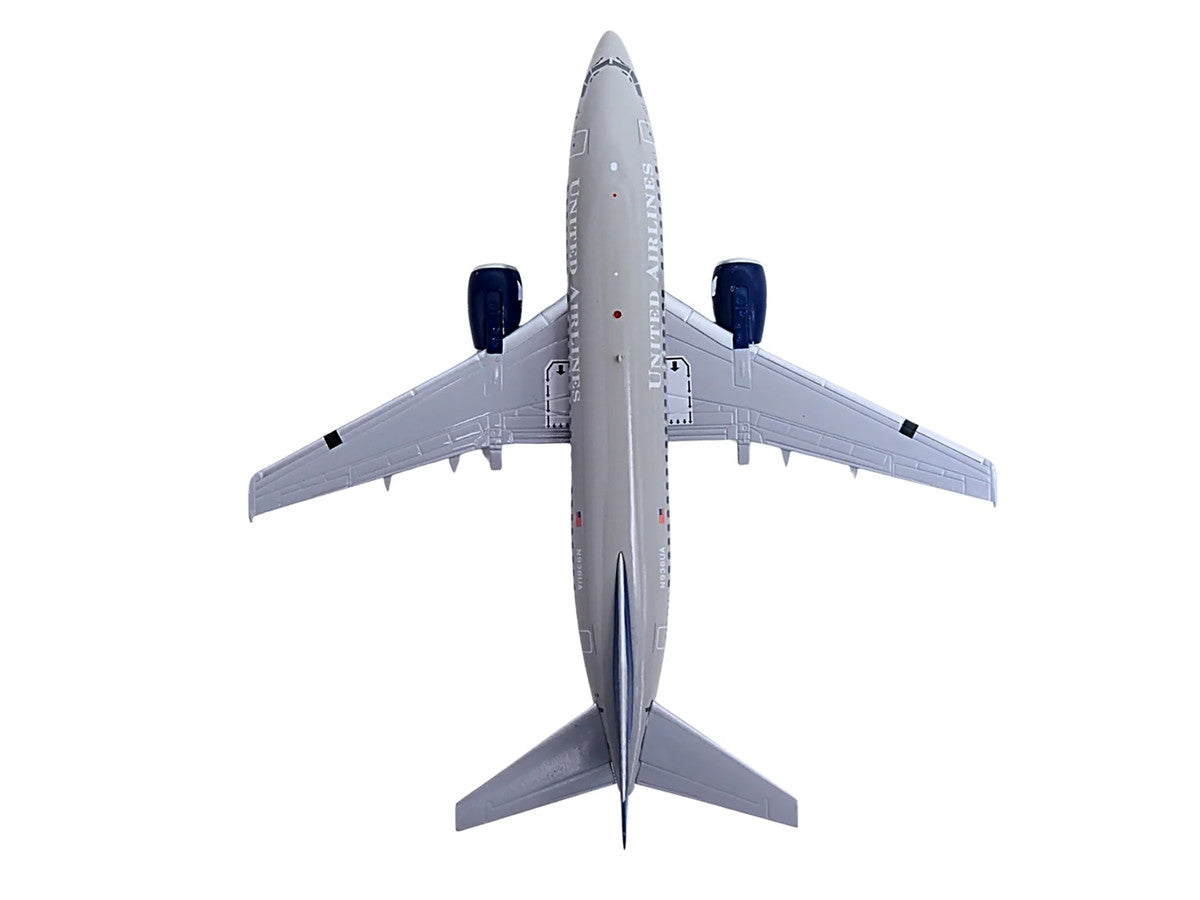 Boeing 737-500 Commercial Aircraft "United Airlines - Classic 737 Series" (N936UA) Gray with Blue Tail "Gemini 200" Series 1/200 Diecast Model Airplane by GeminiJets