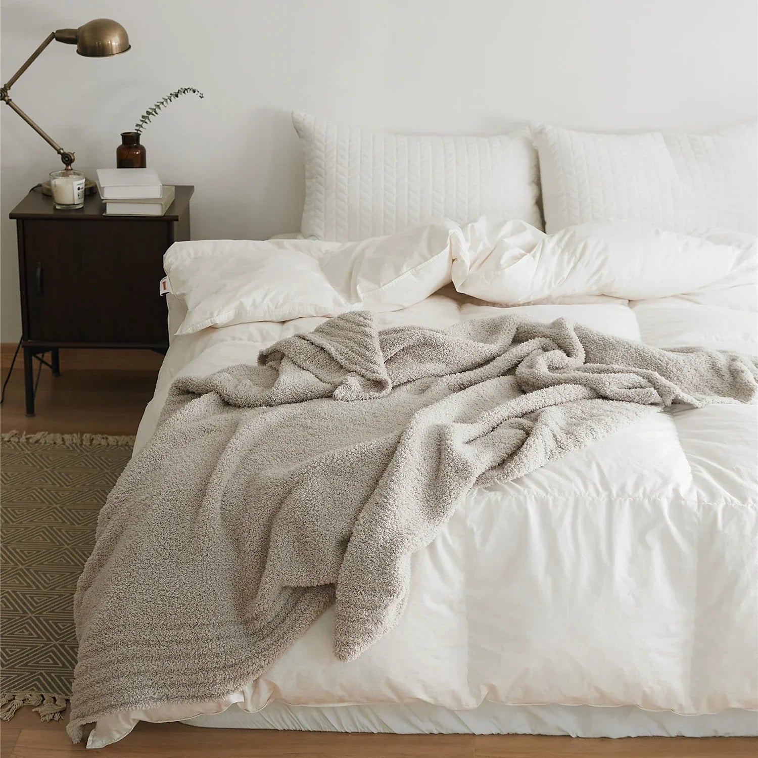 DecorBites™ Fuzzy Downy Knitted Throw Blanket - Soft & Cozy Microfiber Quilt for Sofa, Bed, and Air Conditioning Room