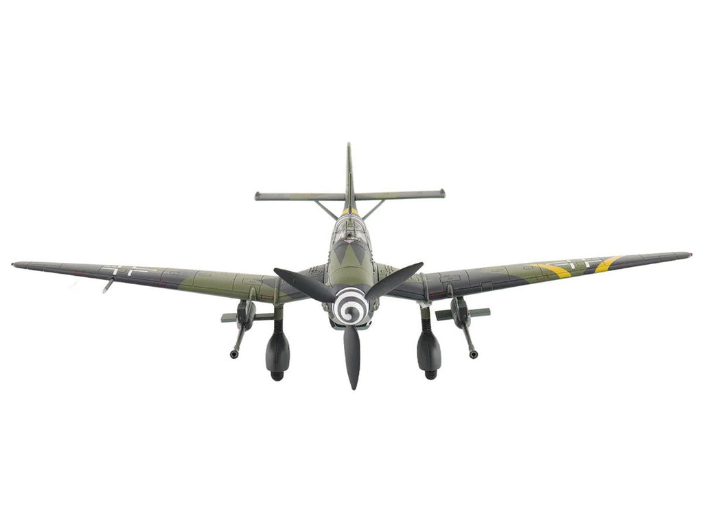 Junkers Ju 87G-2 Stuka Aircraft "WNr. 494193 Tank Buster Stab. SG 2 Slovakia" (1944) German Luftwaffe "Air Power Series" 1/72 Diecast Model by Hobby Master