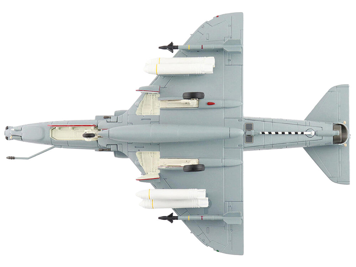 Douglas A-4M Skyhawk Aircraft "VMA-131 Diamondbacks" (1993) United States Marines "Air Power Series" 1/72 Diecast Model by Hobby Master