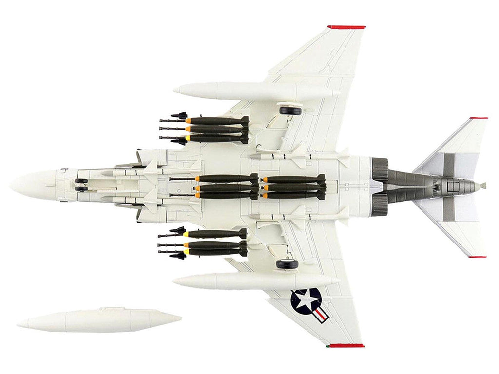 McDonnell Douglas F-4J Phantom II Fighter-Bomber Aircraft "153893 VMFA-312 Checkerboards" (1976) United States Marine Corps "Air Power Series" 1/72 Diecast Model by Hobby Master