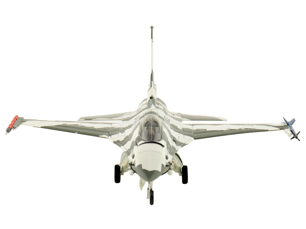 General Dynamics F-16N Fighting Falcon Fighter Aircraft "163269 U.S. Navy Fighter Weapons School" (1990s) United States Marine Corps "Air Power Series" 1/72 Diecast Model by Hobby Master