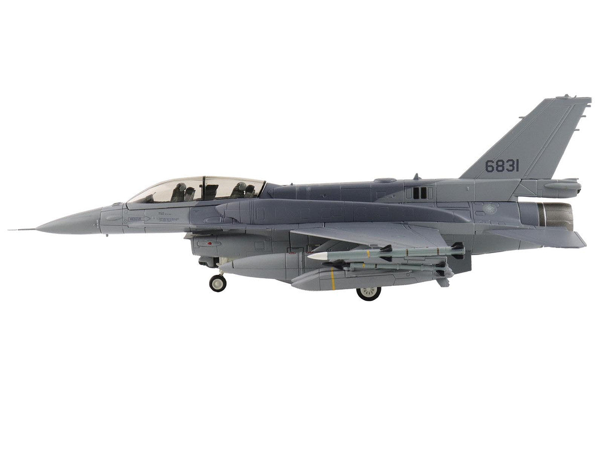 Lockheed F-16D Fighting Falcon Fighter Aircraft "6831 Block 70" (2025) Republic of China Air Force "Air Power Series" 1/72 Diecast Model by Hobby Master
