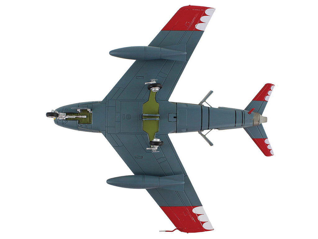 Canadair Sabre Mk.6 Fighter Aircraft "Sky Lancers" (1956) Royal Canadian Air Force "Air Power Series" 1/72 Diecast Model by Hobby Master