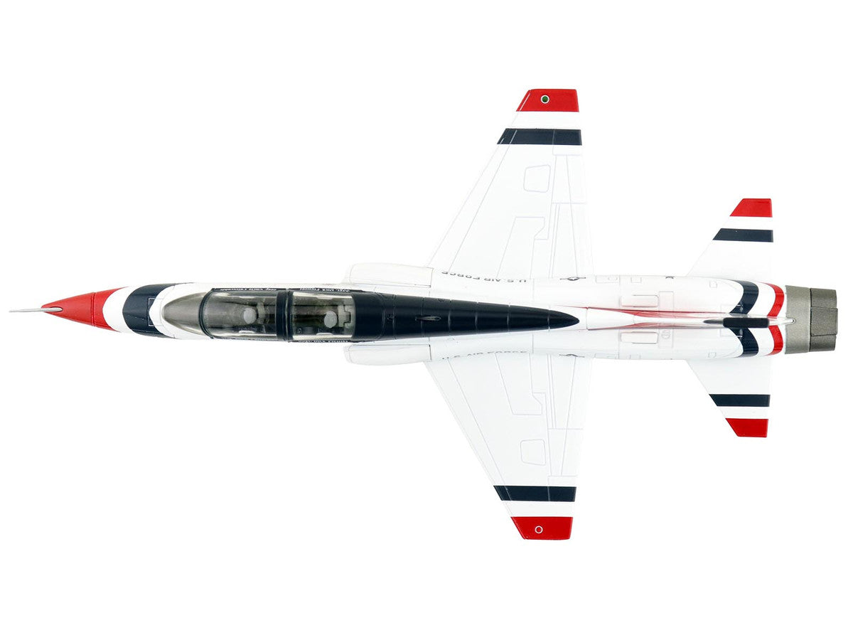 Northrop T-38 NASA Aircraft "#1 Thunderbirds" (1970s) United States Air Force "Air Power Series" 1/72 Diecast Model by Hobby Master