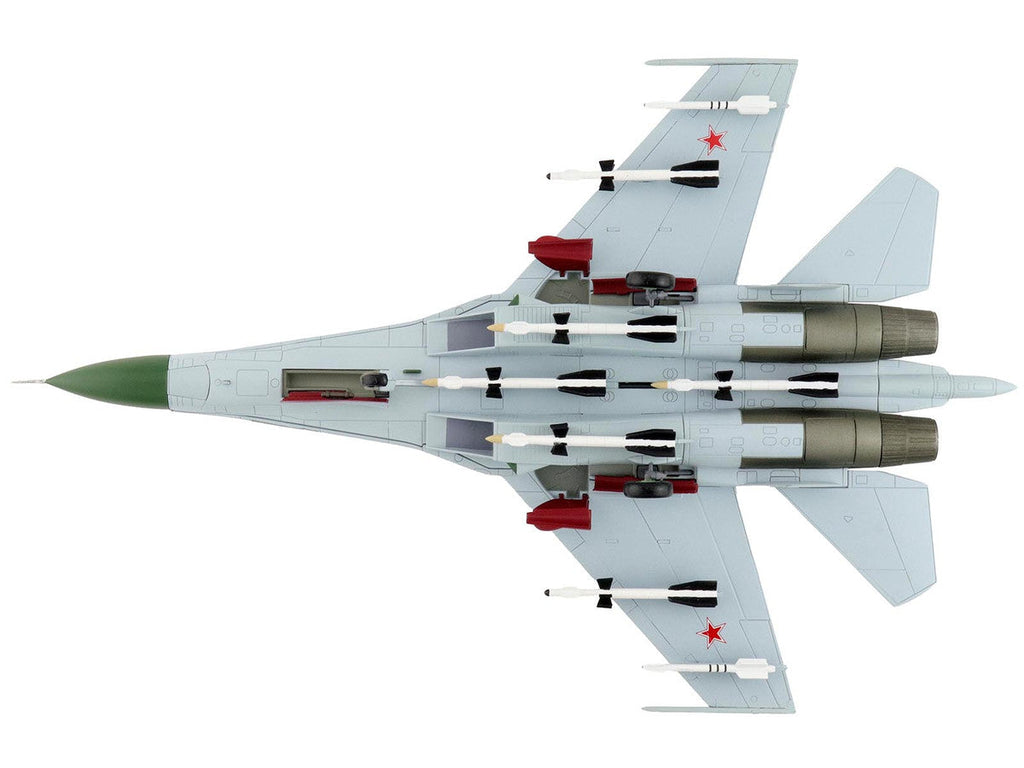 Sukhoi Su-27 Flanker-B Fighter Aircraft "Red 36 Barents Sea 941st IAP" (1987) Soviet Air Force "Air Power Series" 1/72 Diecast Model by Hobby Master