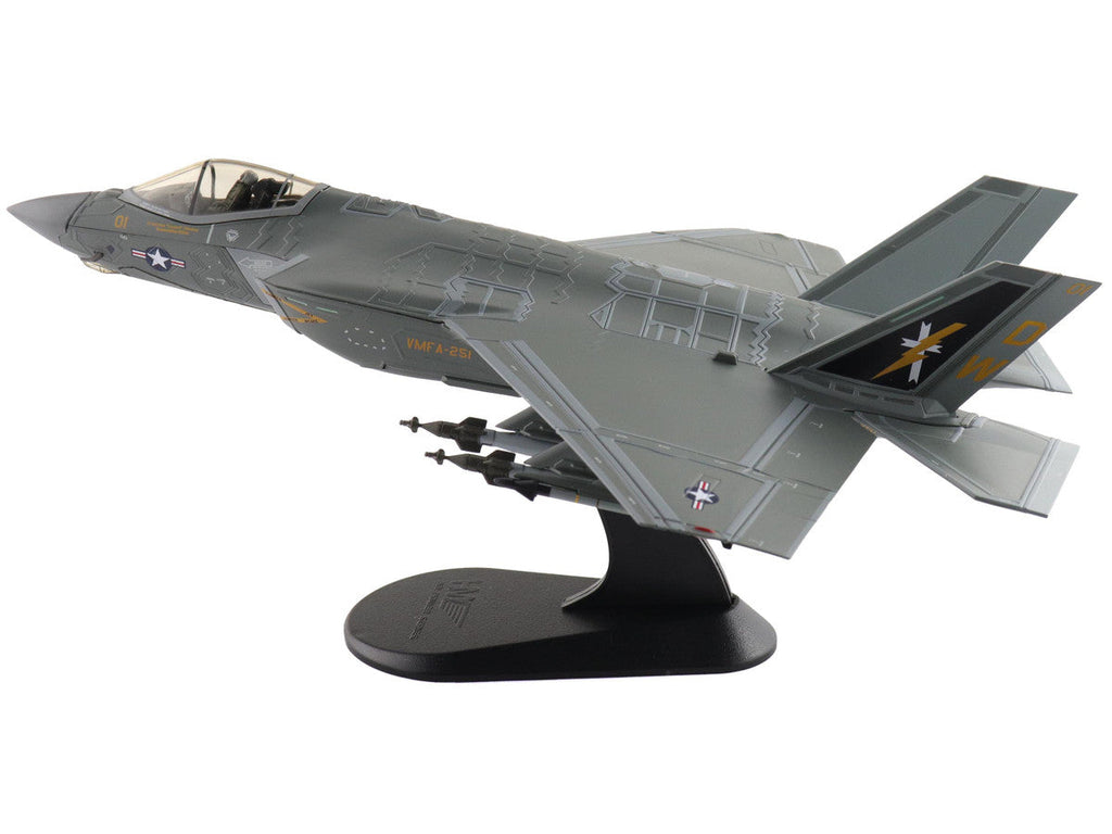 Lockheed F-35C Lightning II Aircraft "VMFA-251" (2024) United States Marine Corps "Air Power Series" 1/72 Diecast Model by Hobby Master