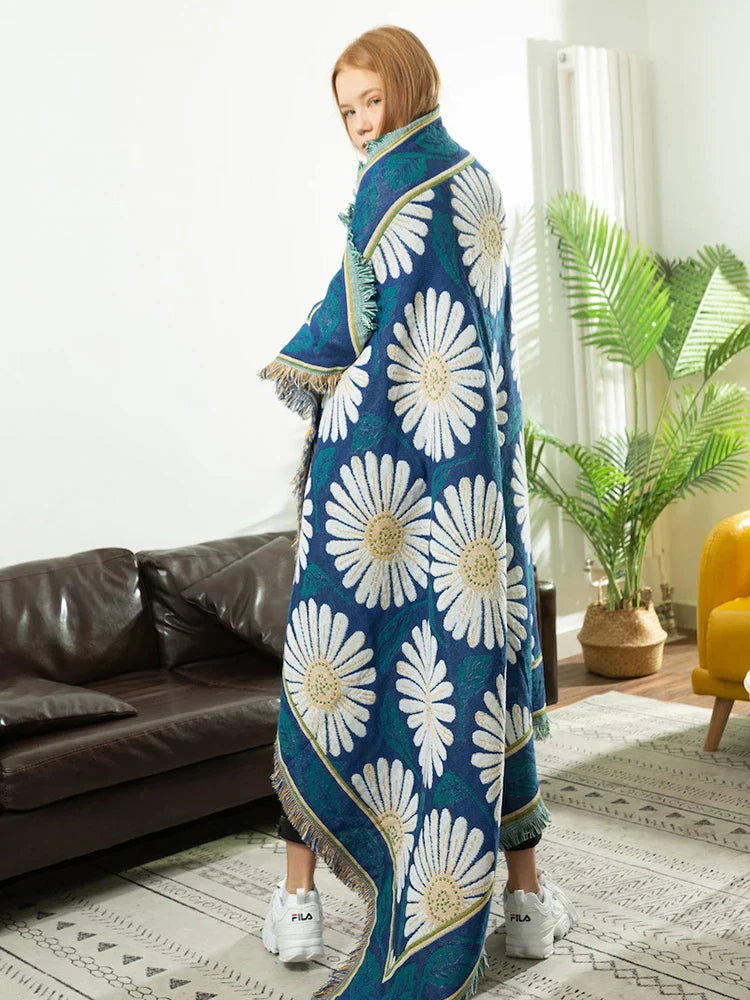 DecorBites™ Daisy Flower Knitted Blanket - Elegant Floral Decorative Sofa Slipcover & Couch Cover