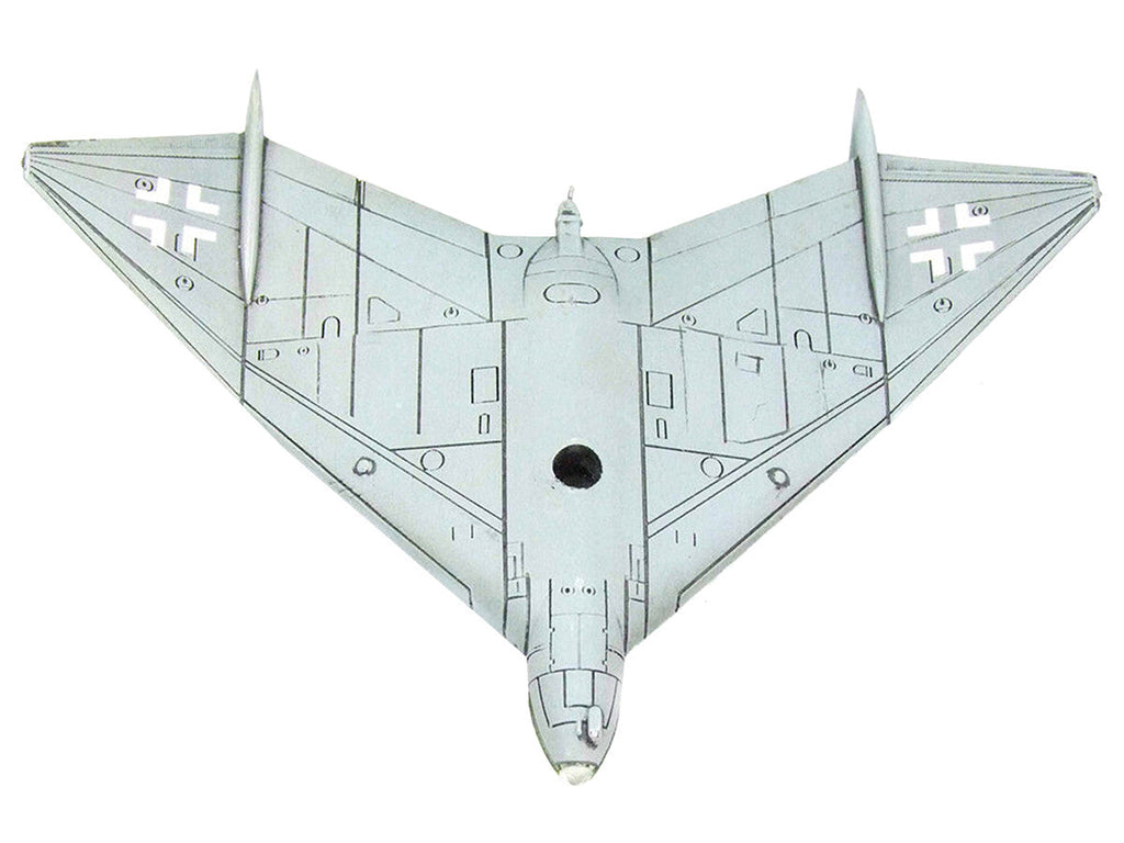 Arado E.555 Bomber Aircraft "Project Version" German Luftwaffe 1/144 Model by Luft-X