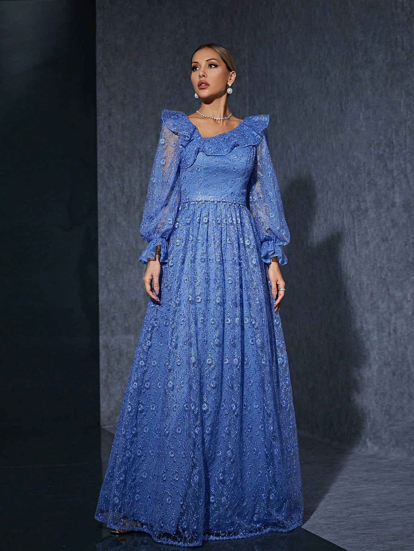 Long Sleeve Embroidered Dress Cocktail Annual Meeting Host Performance Evening Dress Birthday Party Evening Dress