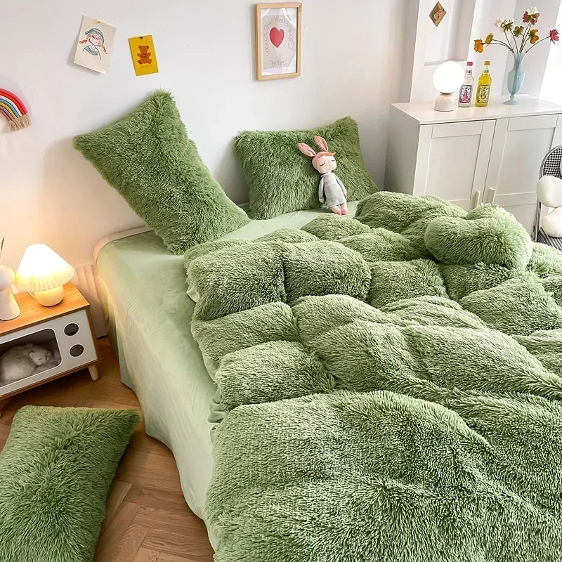 DecorBites™ Fluffy Faux Fur Bedding Set: Duvet Cover, Sheet, Pillowcase - Soft & Warm