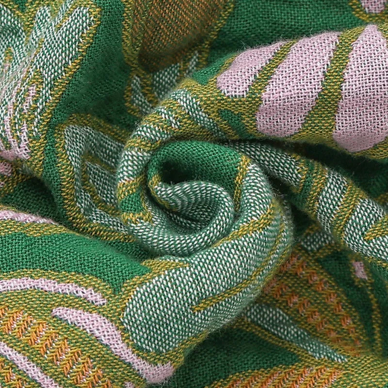 DecorBites™ Cotton Tassel Sofa Blanket - All-Season Multifunctional Leisure Blanket