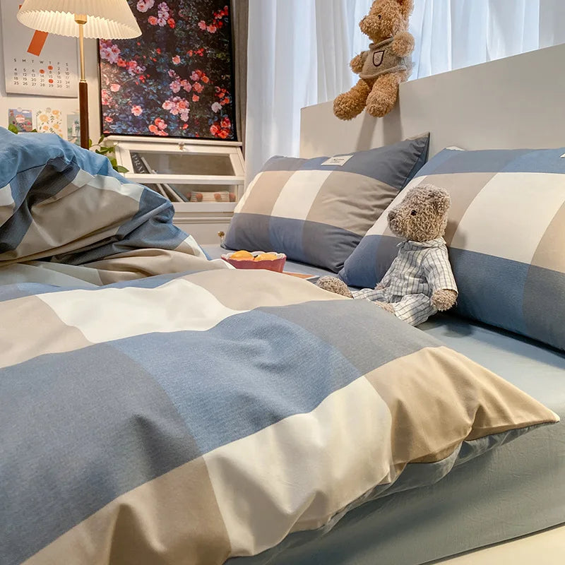 DecorBites™ Cozy Plaid Duvet Cover | Simple Nordic Comforter Cover | Non-Fading Washed Cotton Bedding