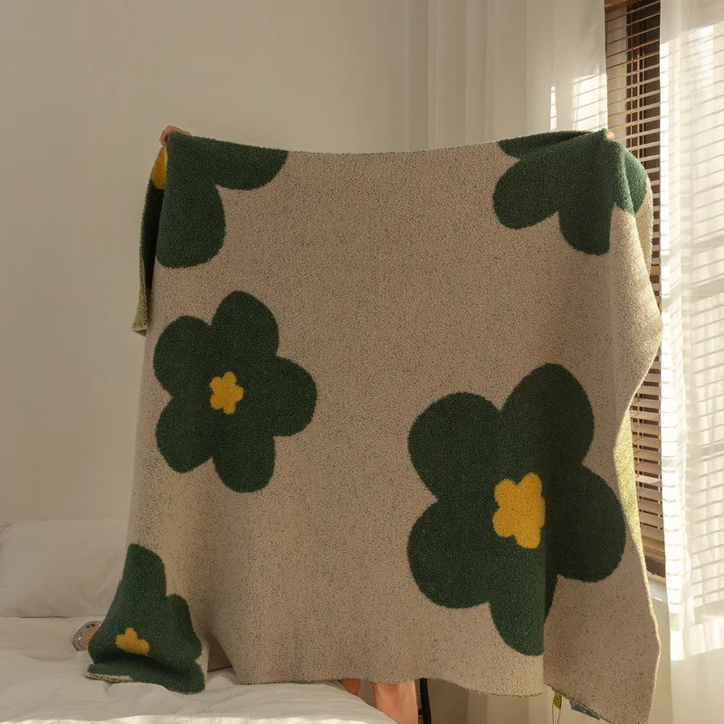 DecorBites™ Korean Kawaii Flower Blanket: Soft Carpet for Bedroom, Sofa, Office - Single Tapestry Throw Blanket