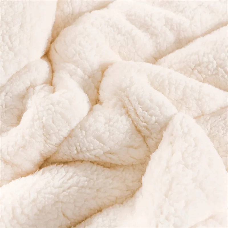 DecorBites™ Cozy Coral Fleece Double Blanket for Beds - Super Soft Plush Quilt