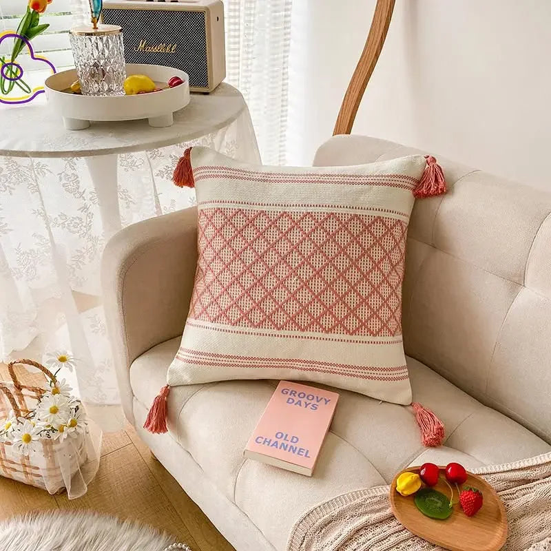 DecorBites™ Geometric Tufted Tassel Cushion Cover 30x50cm