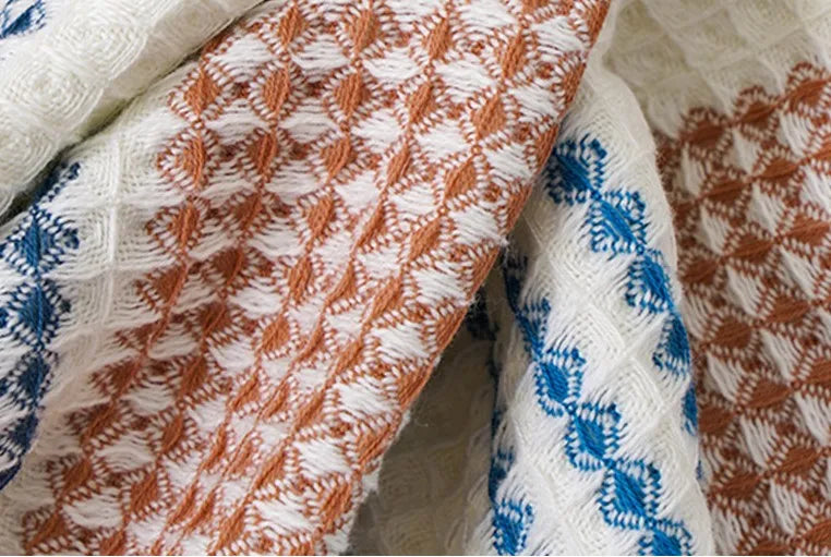 DecorBites™ Cotton Bath Towel - Soft Absorbent Honeycomb Stripe Design, 70x140cm