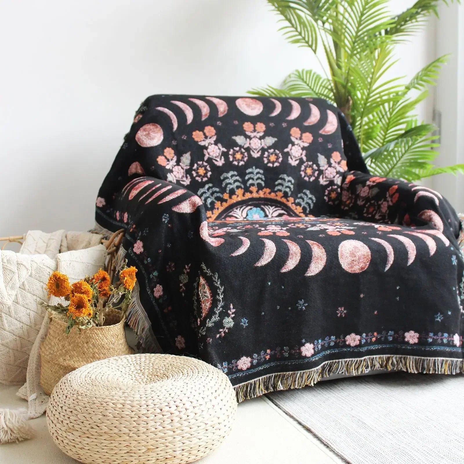 DecorBites™ Geo Tassel Picnic Mat & Sofa Cover