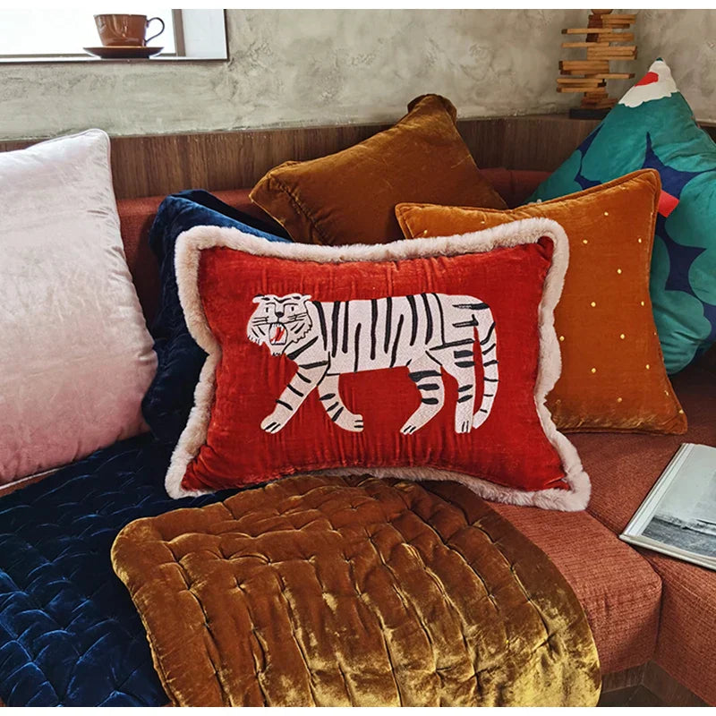 DecorBites™ Furry Tiger Embroidery Velvet Cushion Cover 40x55cm: Retro Charm Luxury Home Decor