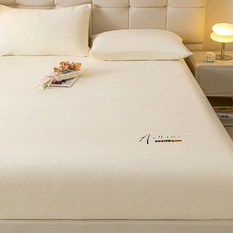 DecorBites™ Cozy Velvet Fitted Sheet: Thick Warm Bed Cover for Bedroom Living Room