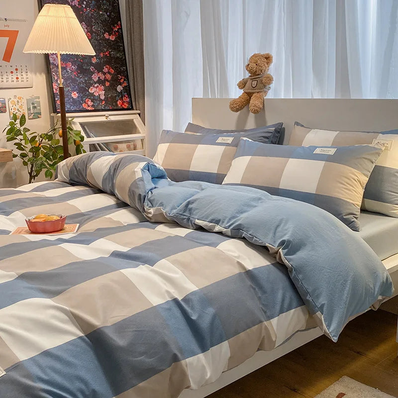 DecorBites™ Cozy Plaid Duvet Cover | Simple Nordic Comforter Cover | Non-Fading Washed Cotton Bedding