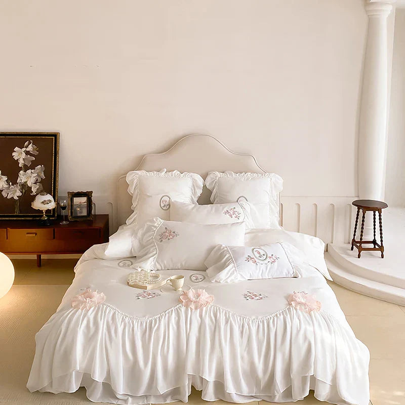 DecorBites™ Lace Ruffles Flowers Embroidery 4Pc Egyptian Cotton Bedding Set