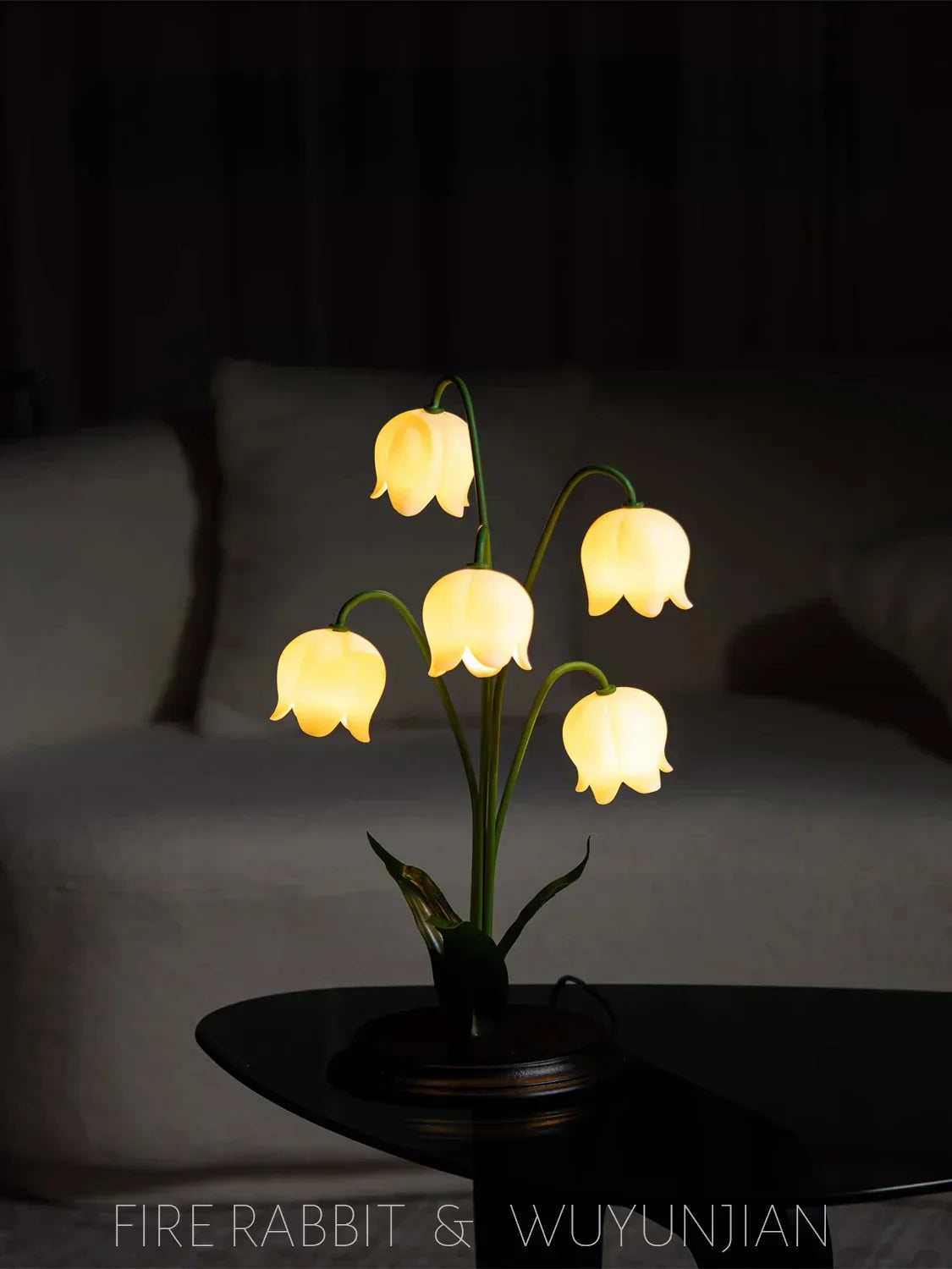 DecorBites™ LED Flower Table Lamp - Decorative Desk Light for Bedroom, Living Room, Study