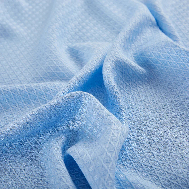 DecorBites™ Bamboo Fiber Summer Quilt - Lightweight & Breathable Diamond Grid Blanket