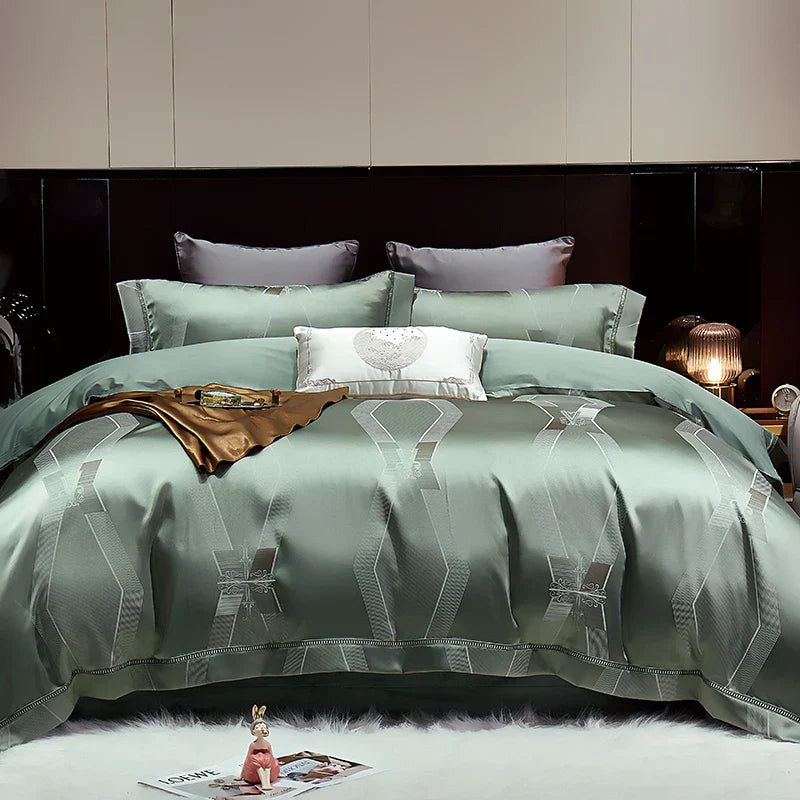 DecorBites™ Gold Leaves Jacquard Cotton Bedding Set with Smooth Egyptian Cotton Duvet Cover