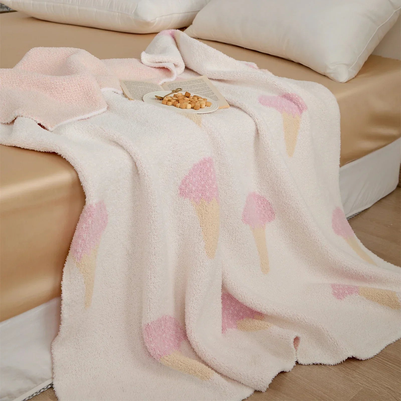 DecorBites™ Kawaii Ice Cream Jacquard Blanket
