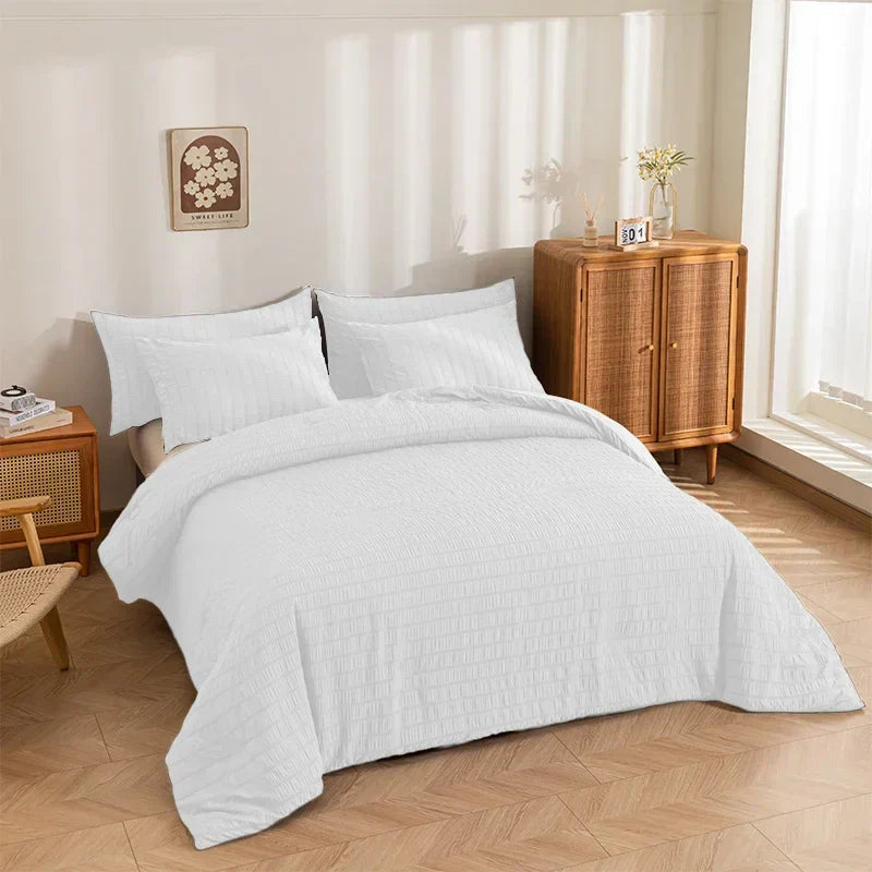DecorBites™ King Size Seersucker Quilt: Soft, Breathable, All-Season Comforter