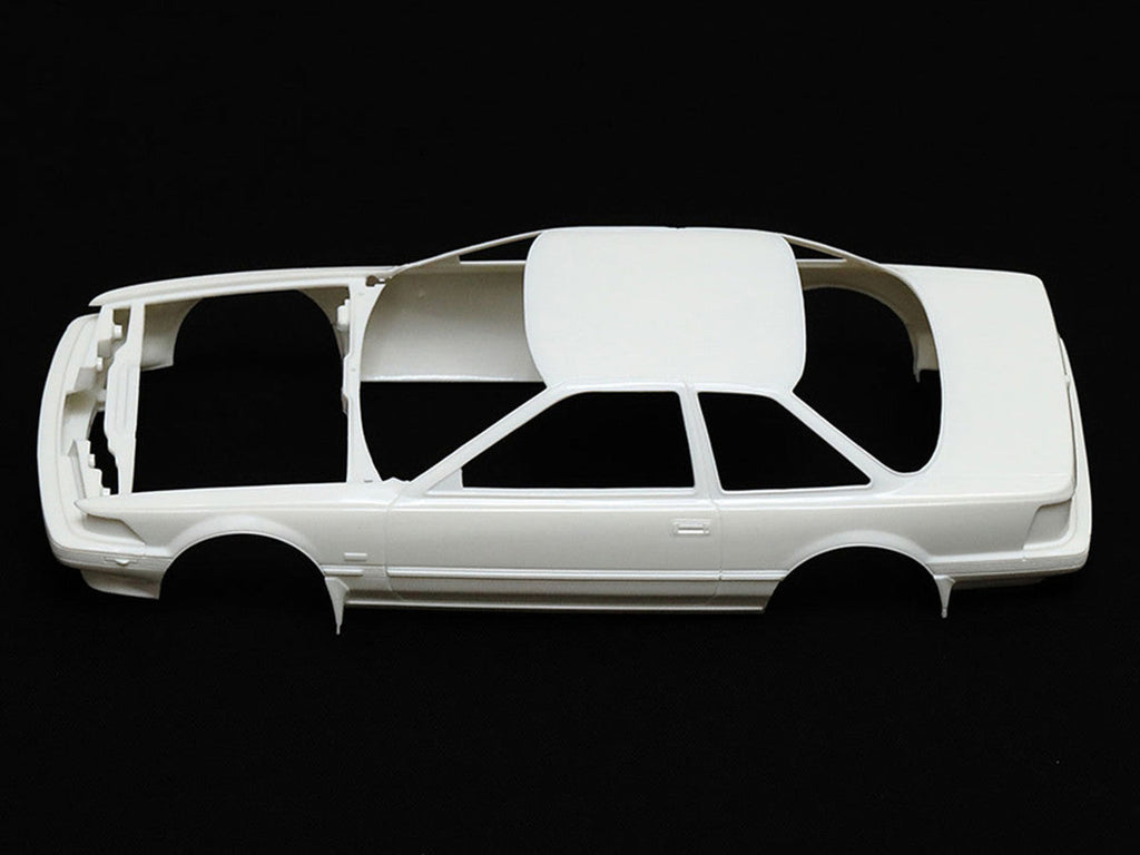 Model Kit Toyota Soarer 3.0 GT RHD (Right Hand Drive) 1/24 Scale Model by Tamiya