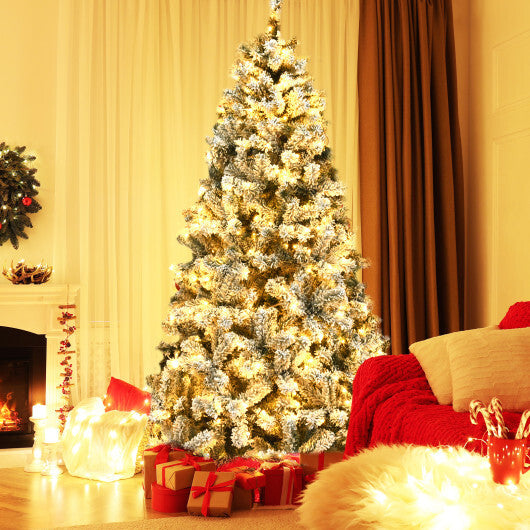 6 ft Pre-Lit Premium Snow Flocked Hinged Artificial Christmas Tree with 250 Lights