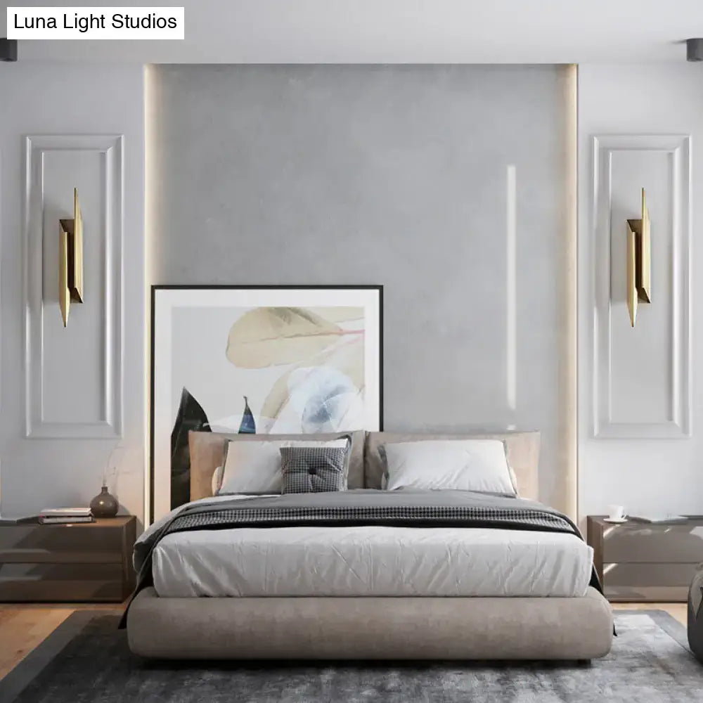 Art deco gold geometric wall lamp bedroom metallic sconce