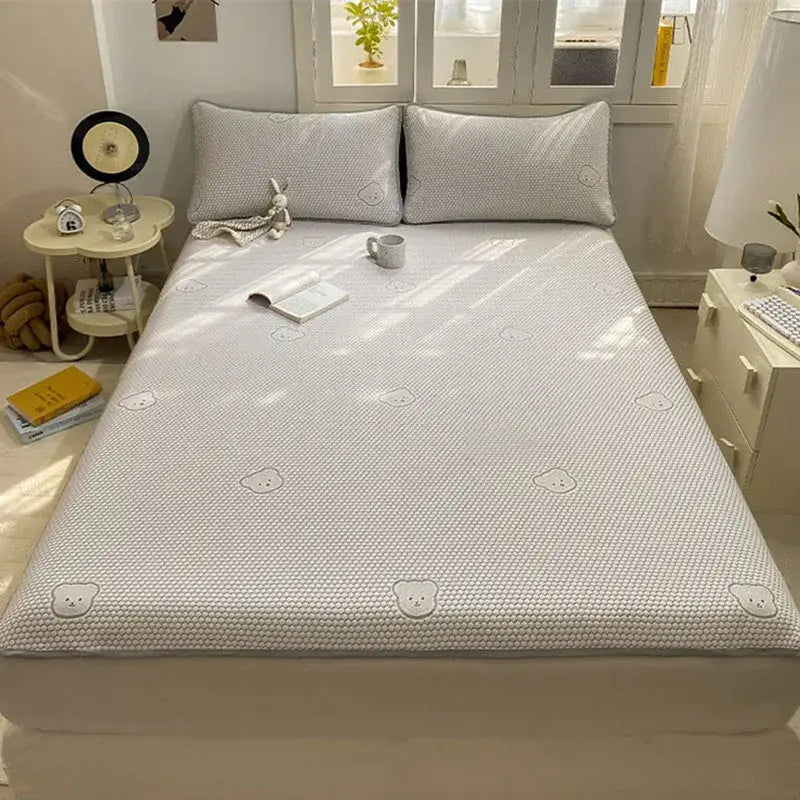 Beige honeycomb bear decorbites cooling ice bean sheet set bedroom