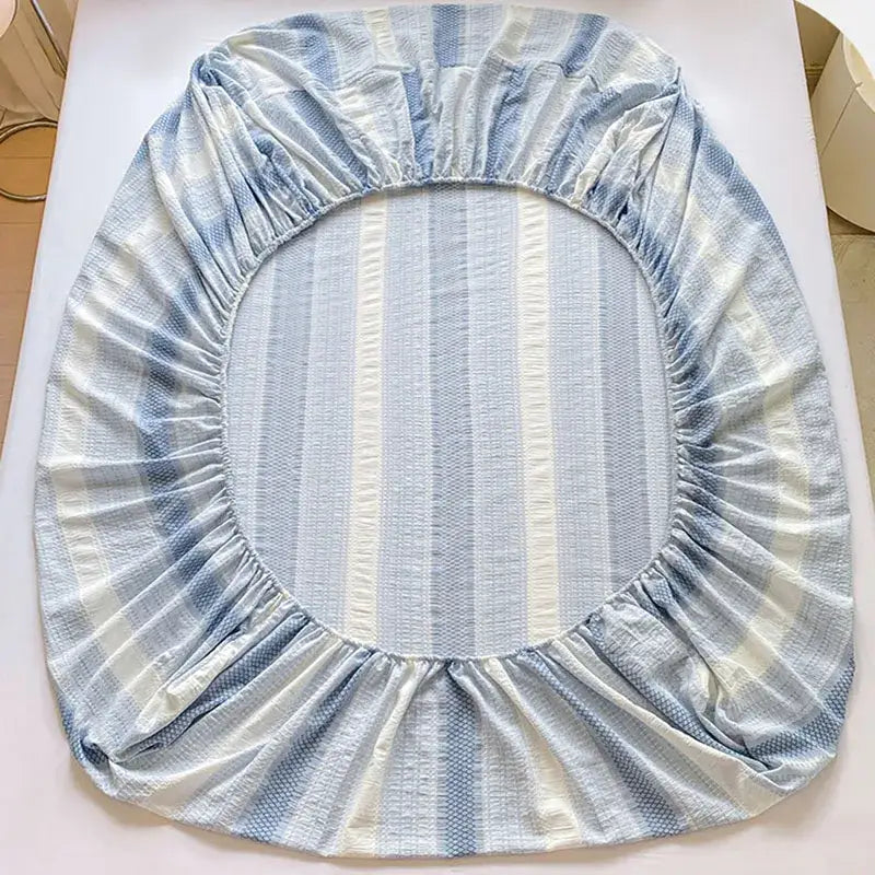 DecorBites™ Cotton Jacquard Fitted Sheet Set with 2 Pillowcases, Dustproof & Anti-Slip