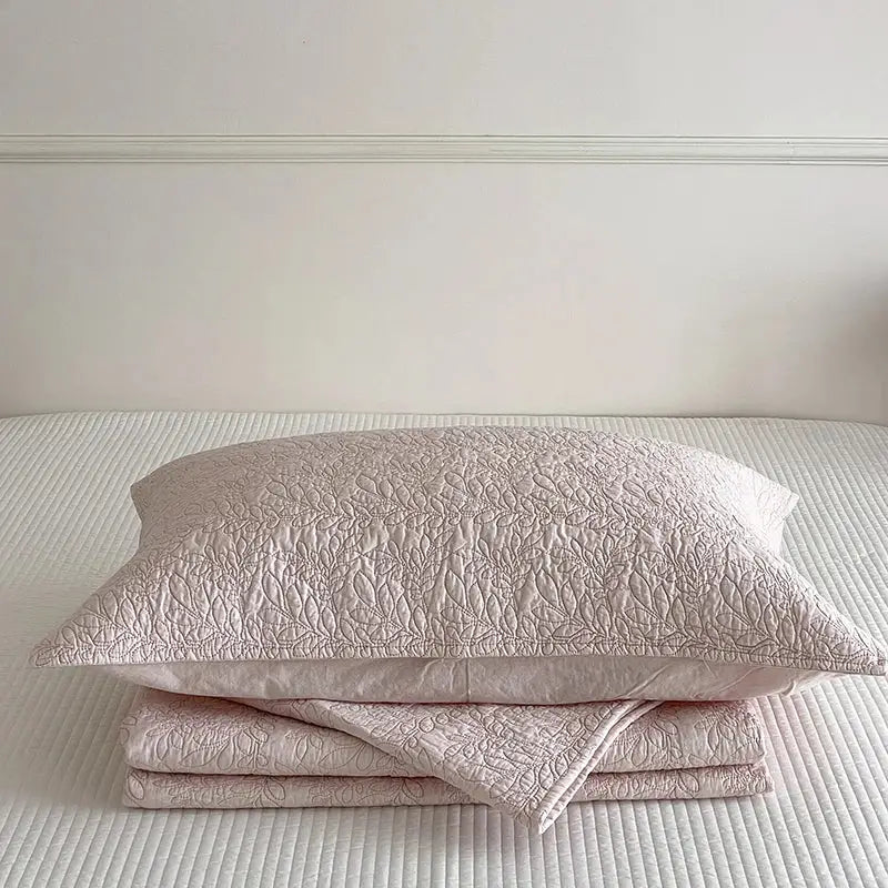DecorBites™ Cotton Quilted Bedspread Set With Pillowcases