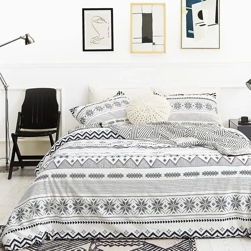 DecorBites™ Boho Chic Stripe Bedding Set with Pillowcase - Ultra-Soft Microfiber Quilt Cover