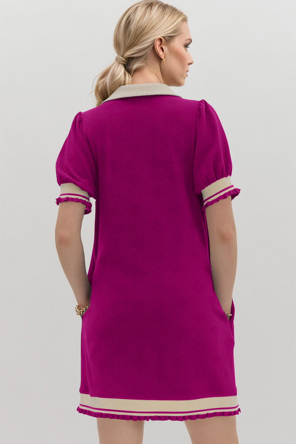 Trendy Contrast Short Sleeve Mini Dress Soft & Comfortable Casual Dress for Women