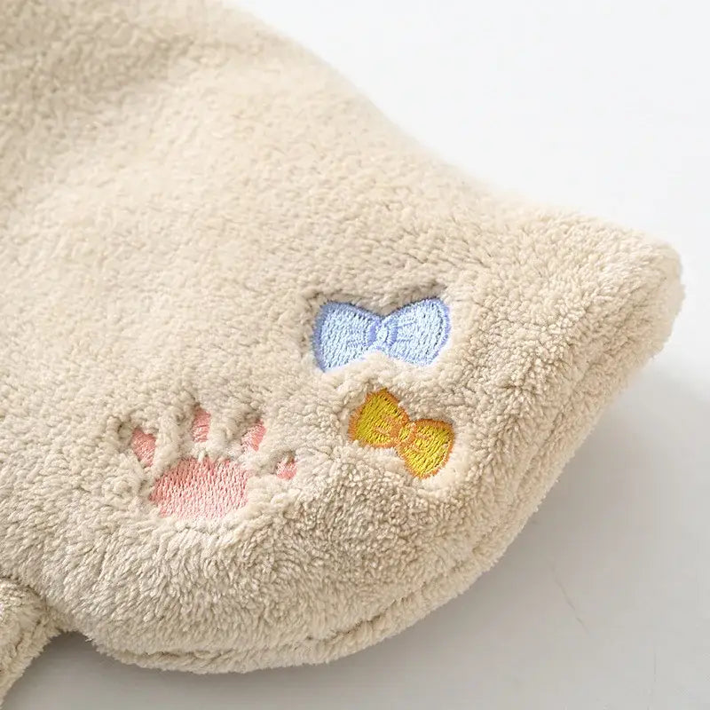 DecorBites™ Cartoon Cat Kitchen Cleaning Towel: Absorbent Microfiber with Hanging Loop