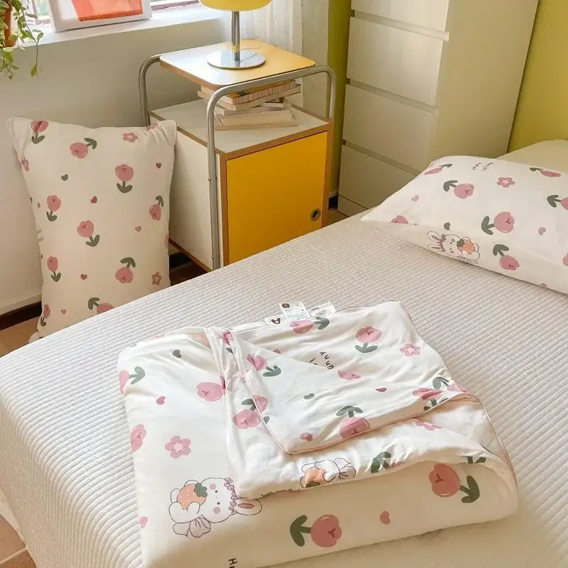 DecorBites™ Cartoon Patchwork Summer Cooling Blanket Lightweight Air Condition Comforter